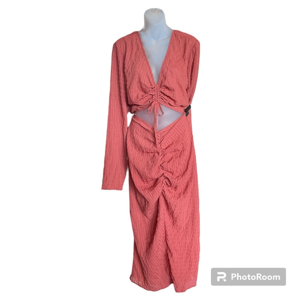 Pretty Little Thing Plus Rust Textured Cut Out Ru… - image 1